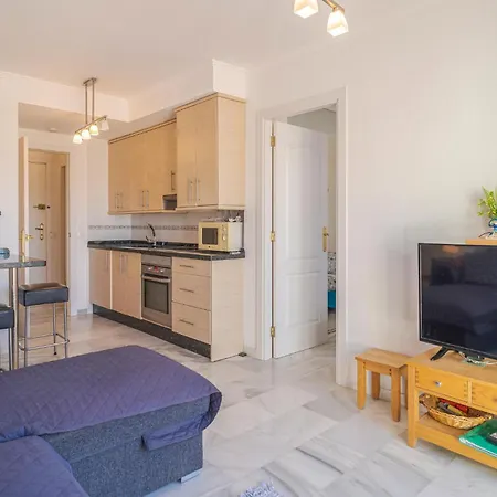 2 Bedroom Lovely In Appartement *
